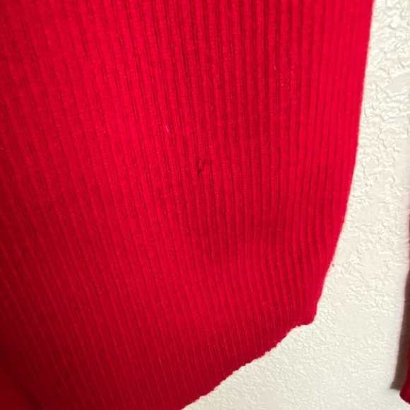 Dolce & Gabbana Red Ribbed Sweater - Picture 4 of 5